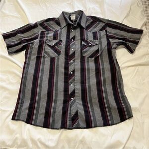 Vintage Wrangler Men's Short Sleeve Button-Down Shirt
